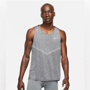 Nike Men’s Rise 365 Dri-Fit Running Tank. Size Small. NWT!
